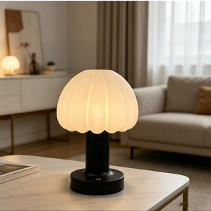 Lampe de table scandinave en forme de champignon, base en laiton, abat-jour en cristal blanc, interrupteur à bouton-poussoir, LED 3500K, lumière chaude, décorative - Product Image 4