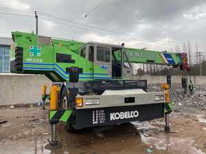 Grúa usada KOBELCO RK250 Precio económico excelente rendimiento Grúa usada KOBELCO en venta - Product Image 6