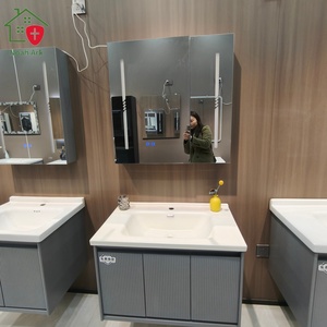 Armoire de salle de bain grise à trois portes avec éclairage LED monochrome, fonction anti-buée et miroir intelligent Bluetooth - Product Image 5