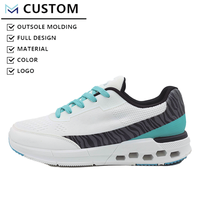 Logo personnalisé pour hommes conception de chaussures de course-moulage par injection maille supérieure sans lacet fermeture respirant léger anti-dérapant PVC semelle intermédiaire