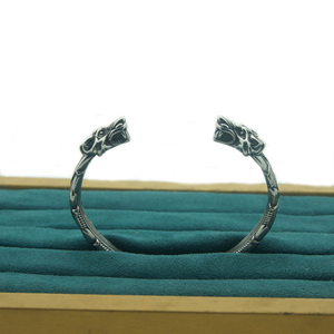 Brazalete Vikingo para Hombre, Joyería Pagana, Dios Nórdico Odín, Cabezas de Lobo, Anillos de Brazo, Chapado en Acero Inoxidable, Brazalete Trenzado - Product Image 2