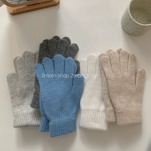 Gants tricotés de couleur unie femmes hiver coupe-vent cyclisme chaud résistant au froid protège-mains cinq doigts étudiant gants d'équitation coréen - Product Image 3