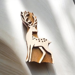Bloc d'impression en bois de cerf sculpté à la main en bois de rose indien pour tissus, textiles et artisanat en argile - Product Image 3