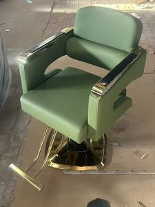 Sillón de Barbería Hidráulico de Cuero Sintético Negro de Alta Gama, Superventas, Duradero, con Rotación de 360 Grados y Ajuste de Altura, Moderno - Product Image 5