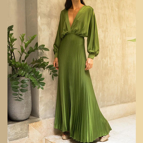 สีเขียว