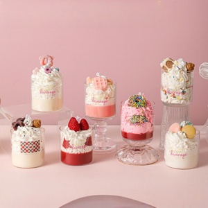 卸売 香り付きキャンドル ギフトセット カップケーキ クリスマス 香り付きキャンドル ジャー プライベートラベル ソイワックス 高級フレグランスキャンドル 香り付き - Product Image 5