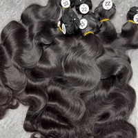 Paquetes de Cabello Humano Virgen Natural Vietnamita al por Mayor, con Cutícula Alineada, Sin Procesar, Ondulado, Extensiones de Cabello