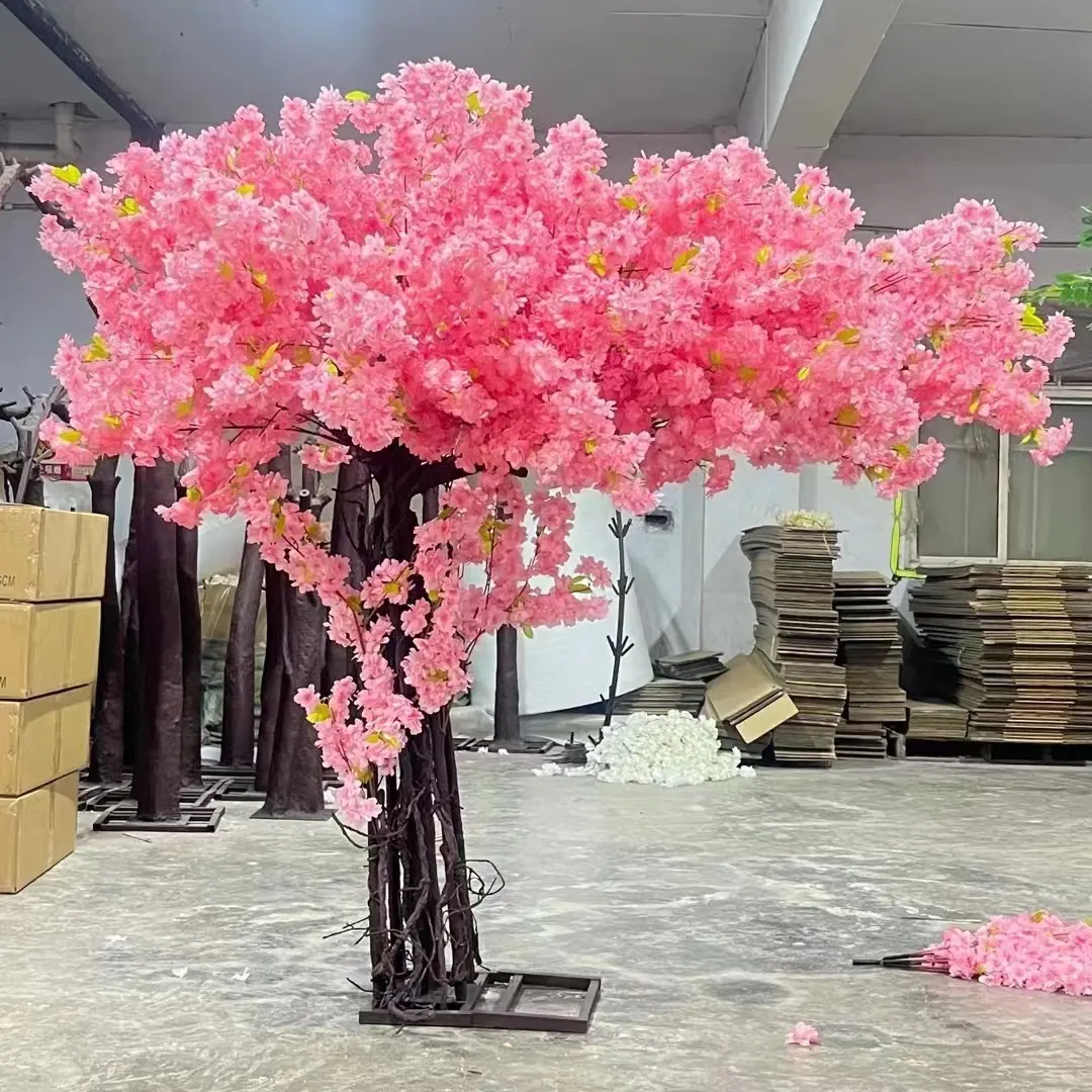 शादी की सजावट के लिए अनुकूलित बड़ा कृत्रिम चेरी ब्लॉसम पौधा कृत्रिम रेशम गुलाबी सफेद चेरी ब्लॉसम पेड़
