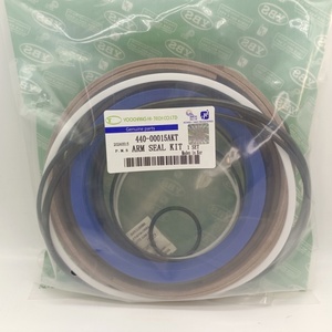 ซีลน้ำมันไฮดรอลิกสำหรับรถขุด DH500-7 SOLAR450-V S450-V ชุดซีลกระบอกแขน 440-00015AKT 401107-00168A - Product Image 2