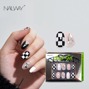 Nailway, <span class=keywords><strong>faux</strong></span> <span class=keywords><strong>ongles</strong></span> en diamant ovales haut de gamme, réutilisables, ensembles de <span class=keywords><strong>faux</strong></span> <span class=keywords><strong>ongles</strong></span>, vente en gros, 30 pièces, <span class=keywords><strong>ongles</strong></span> en gel souple à presser, design pour les doigts - Product Image 1