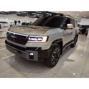 פאנגצ'נג באו באו 8 SUV שנת 2025 |   ז'י יונג מהדורת יוקרה 5 מושבים |   DMO+ PHEV - Product Image 1