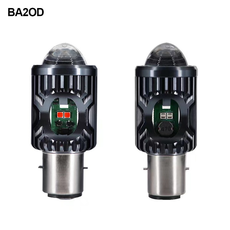 4 couleurs blanc jaune rouge bleu