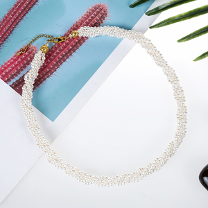 สร้อยคอมุกสีขาวเลี้ยง 4 แถว โซ่บิดเกลียว 18 นิ้ว มุกขนาด 3 มม. - Product Image 5