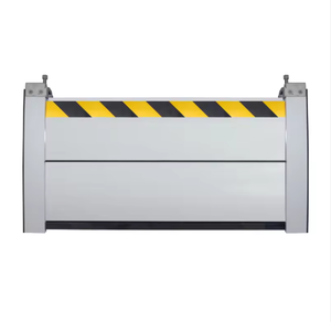 Barriera di Difesa Contro le Inondazioni in Metallo Resistente per Banchine di Carico Commerciali - Product Image 1