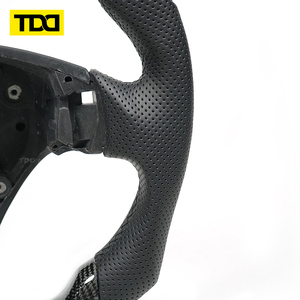 Volante Deportivo TDD Real Nine Light de Fibra de Carbono con LED, Compatible con Maserati - Product Image 4