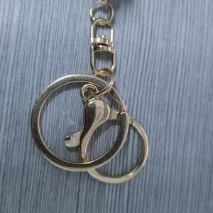 2025 nuevo <span class=keywords><strong>Anime</strong></span> dibujos animados TungTung Tung Sahur llaveros Kawaii para niños bolso colgante y llavero para niños niñas - Product Image 4