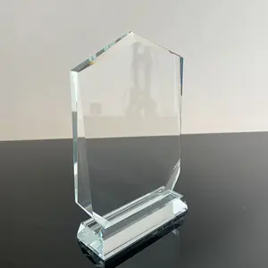 Trofeo di cristallo bianco personalizzato trofeo di fabbrica all'ingrosso MH-NJ00834 trofeo di cristallo bianco