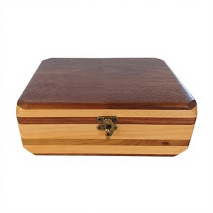 Boîte à bijoux en bois écologique moderne personnalisée avec compartiments, finition haut de gamme faite à la main, organisateur de rangement pour bijoux - Product Image 5