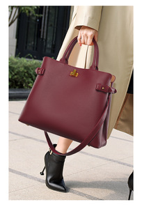 Bolsos cruzados de diseño de moda, bolsos de hombro de cuero PU de alta calidad, bolsos de mano casuales de lujo para mujer - Product Image 5