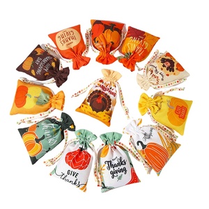 Nueva Bolsa de Regalo de Algodón con Cordón, Diseño de Hoja de Arce y Calabaza, Origen Zhejiang, para Regalos de Acción de Gracias - Product Image 1