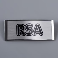 Autocollants personnalisés en aluminium brossé imperméables pour équipements, étiquettes de produits intérieures et extérieures, autocollants de logo, badges dorés