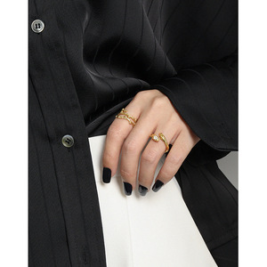 Mode 18K Plaqué Or Anneaux Irréguliers 5A Cubie Zircon Anneau Pierre Volcanique Grain Anneau Réglable - Product Image 5