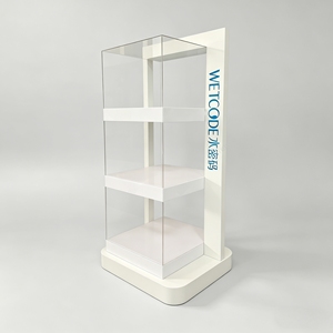 Vitrine moderne en bois avec éclairage intérieur et étagères pour cosmétiques - Product Image 1