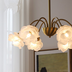 Beau lustre <span class=keywords><strong>Art</strong></span> <span class=keywords><strong>déco</strong></span> luxe <span class=keywords><strong>verre</strong></span> rose fleur LED éclairage suspendu pour chambre intérieur maison hôtel <span class=keywords><strong>plafonnier</strong></span> - Product Image 3