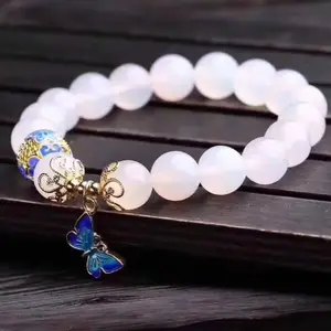 Blanco ágatas pulsera de piedra Natural colgante de mariposa Tasbih joyería de alta cantidad de perlas 10mm Perlen pulsera
