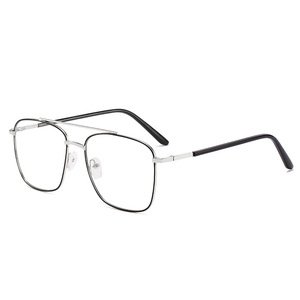 Nouvelles lunettes de lecture unisexe anti-lumière bleue, monture métallique ultra-légère, style classique rétro à double pont, motif uni, forme carrée diamantée - Product Image 6
