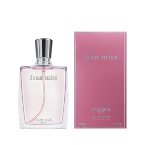 Le <span class=keywords><strong>parfum</strong></span> populaire des femmes de <span class=keywords><strong>True</strong></span> <span class=keywords><strong>Love</strong></span> en gros, <span class=keywords><strong>parfum</strong></span> floral naturel et durable, <span class=keywords><strong>parfum</strong></span> le plus vendu en gros. - Product Image 1