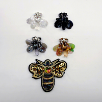 Nouveauté en stock : Patchs en verre perlé en forme d'abeille, fournis par le fabricant, en provenance de Chine, pour vêtements et sacs, accessoires de bricolage