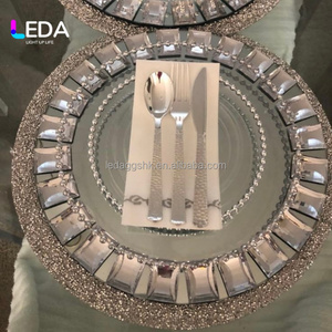 จานรองแก้วกระจกสะท้อนแสงสำหรับงานแต่งงาน LEDA เป็นมิตรกับสิ่งแวดล้อม สำหรับงานเลี้ยงฉลอง งานแต่งงาน และงานอีเว้นท์ต่างๆ - Product Image 2