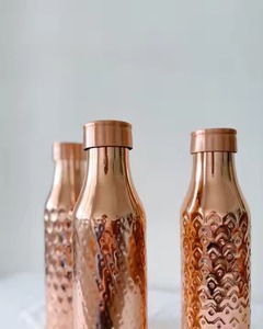 Handmade Pure Copper Leakproof Water Bottle 1000ml for Daily Use Drinking <b>Flask</b> from Indian Supplier for Bulk Export - Product Image 2