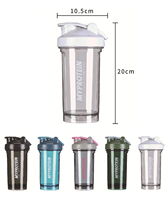 Bouteille de sport en plastique transparent personnalisée de 500 ml pour la gym, le fitness et les entraînements, shaker protéiné écologique classique pour la salle de sport, vente en gros