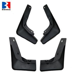 บังโคลนรถยนต์สำหรับฟอร์ด |   แผ่นกันกระเด็นสำหรับฉีดพลาสติก PP |   แผ่นกันกระแทกที่ทนทาน |   แผ่นกันโคลนแบบสั่งทำพิเศษ - Product Image 3