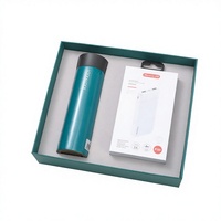 Coffret Cadeau d'Entreprise Lock&Lock : Gobelet Isotherme et Batterie Externe – Personnalisation du Logo Métallique Minimaliste et Moderne pour Promotions Annuelles d'Entreprise