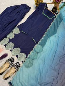 ชุดส่าหรีผ้าไหมเครปสีน้ำเงินธรรมชาติสไตล์ปากีสถานสุดฮิต พร้อมผ้าคลุมไหล่ ดีไซน์ล่าสุดสำหรับงานปาร์ตี้และงานเฉลิมฉลอง - Product Image 5