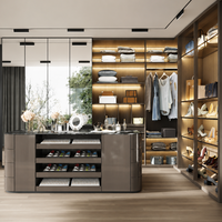 Dressing intégré avec coiffeuse et table de maquillage, système de placard de chambre personnalisé, armoire en bois sur mesure, grand meuble de rangement