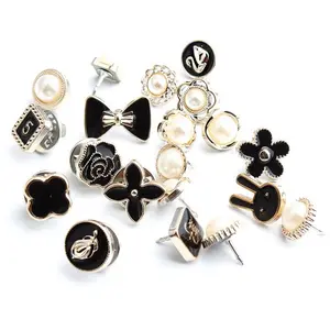 Hot Sale Decorative Removal Anti-exposed Buttons No Sew Detachable Pin Pearl Buttons for Women