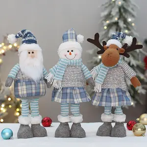 2023新到圣诞装饰品坐雪人假日屋桌子装饰可爱娃娃儿童玩具摆件