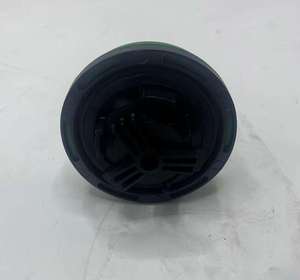 Bouchon de réservoir de carburant à remplissage rapide AT346094 compatible avec les chargeurs, bulldozers, tracteurs et niveleuses JD 1400, 2854, 310L, 310SL, 315SL, 325SL, 370E, 410E, 410L - Product Image 6