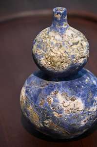 Jarrón de Mármol Azul Boliviano Hecho a Mano de Primera Calidad, Decoración Artística Elegante para Sala de Estar y Dormitorio - Product Image 4