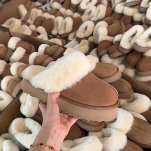 Stivali da neve da <span class=keywords><strong>donna</strong></span> invernali nuovi stivali da <span class=keywords><strong>donna</strong></span> in pelliccia color tinta unita con punta rivestita di pelliccia e lana rivestiti di pelliccia - Product Image 3