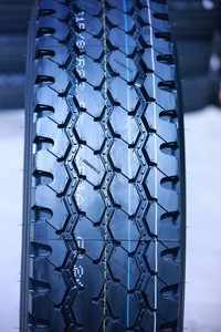 Neumáticos para Camión LCH T-REX Nuevos, Neumáticos Radiales sin Cámara de Caucho Natural 315/80R22.5, Modelo de Repuesto para Autobús de Servicio Pesado TBR - Product Image 4