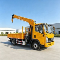 Plateforme de travail en hauteur de 20 m, châssis ISUZU, télécommande sans fil, charge utile de 200 kg, système d'équilibrage hydraulique