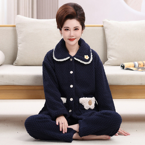 Vente chaude femmes hiver Cardigan revers ensemble à la mode épais Rose velours flanelle pyjamas thermique maison vêtements pour d'âge moyen - Product Image 5