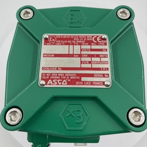 Vanne solénoïde Emerson NF8327B112 24V DC 0-10 bars, vanne de régulation fabriquée en France - Product Image 1