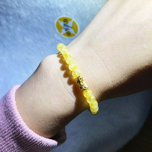 สร้อยข้อมือทำมือประดับด้วยจี้ทองคำแท้ 24k พร้อมลูกปัดพลอยประจำเดือนเกิด ดีไซน์เรียบหรูจากธรรมชาติ ขายส่ง - Product Image 3