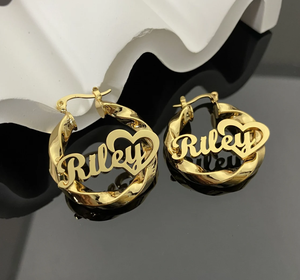 Qiuhan personnalisé en acier inoxydable 30mm boucles <span class=keywords><strong>d</strong></span>'oreilles <span class=keywords><strong>collier</strong></span> Figaro chaîne <span class=keywords><strong>ensemble</strong></span> bijoux pour femmes cadeau personnalisé nom coeur <span class=keywords><strong>ensemble</strong></span> - Product Image 3